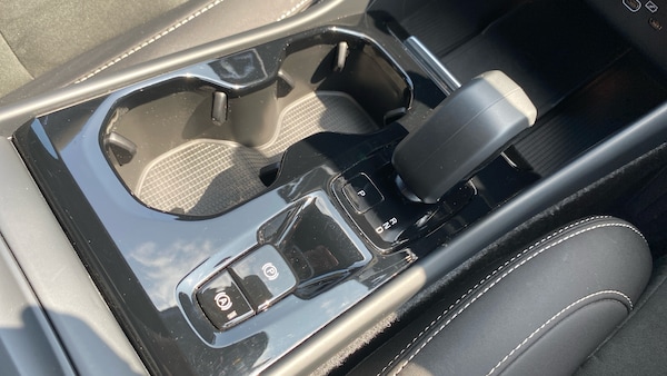 Used Volvo XC40 2024 for sale - 75443731: Photo 37