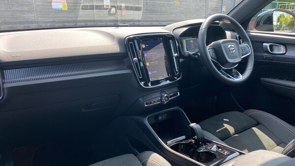 Used Volvo XC40 2024 for sale - 75443731: Photo 4