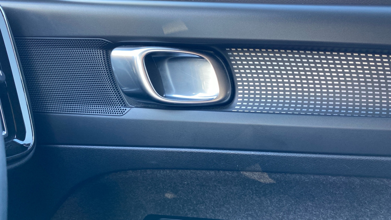 Used Volvo XC40 2022 for sale - 76653254: Photo 15