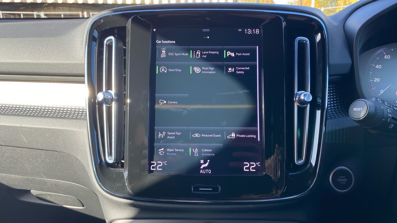 Used Volvo XC40 2022 for sale - 76653254: Photo 30