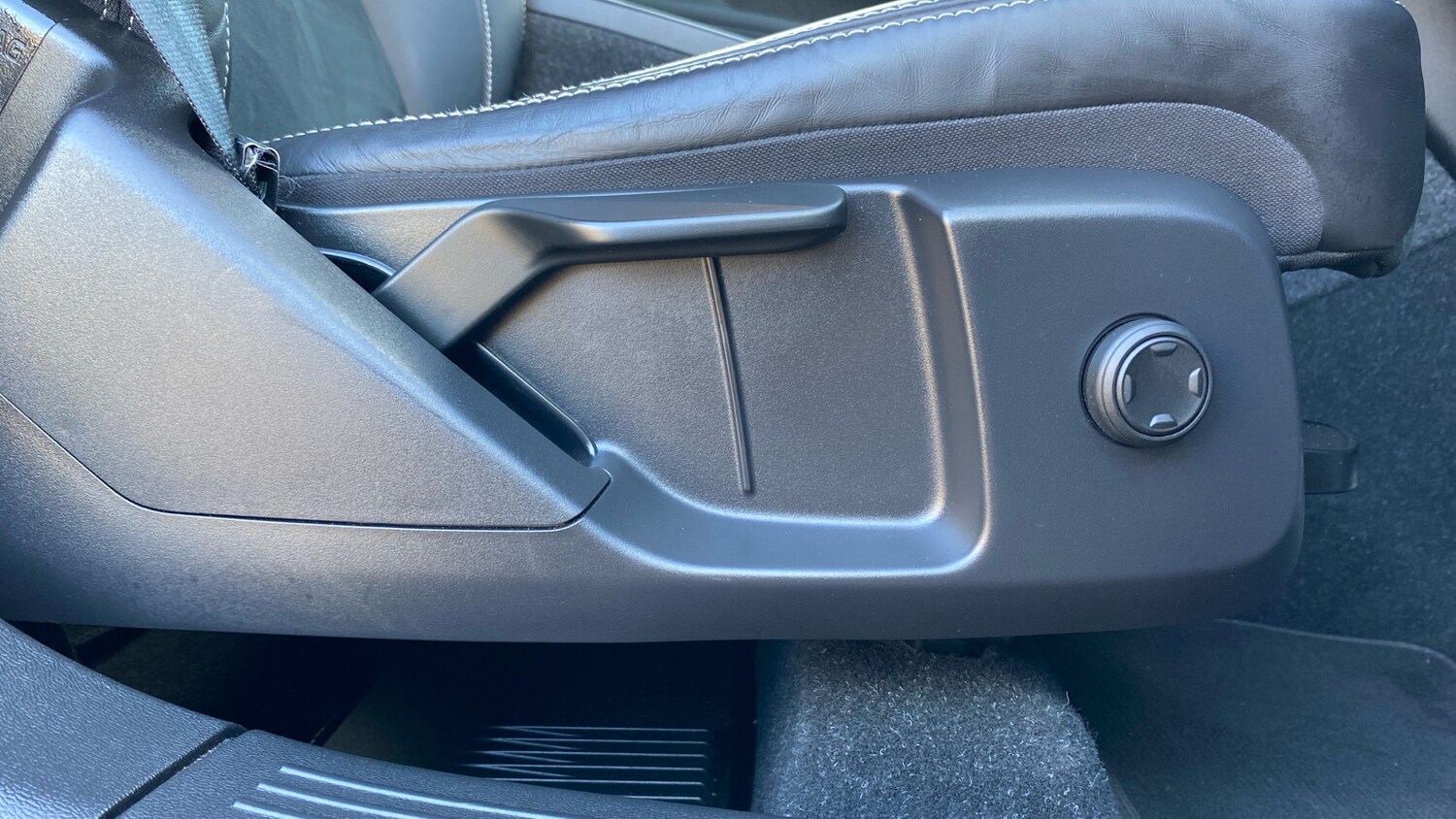 Used Volvo XC40 2022 for sale - 76653254: Photo 37