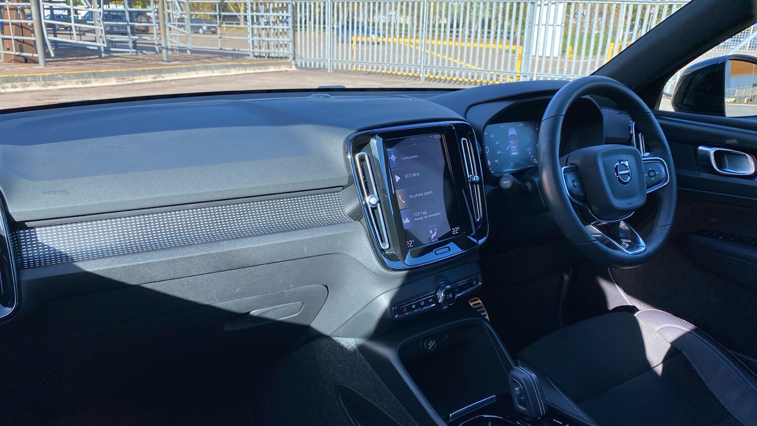 Used Volvo XC40 2022 for sale - 76653254: Photo 4