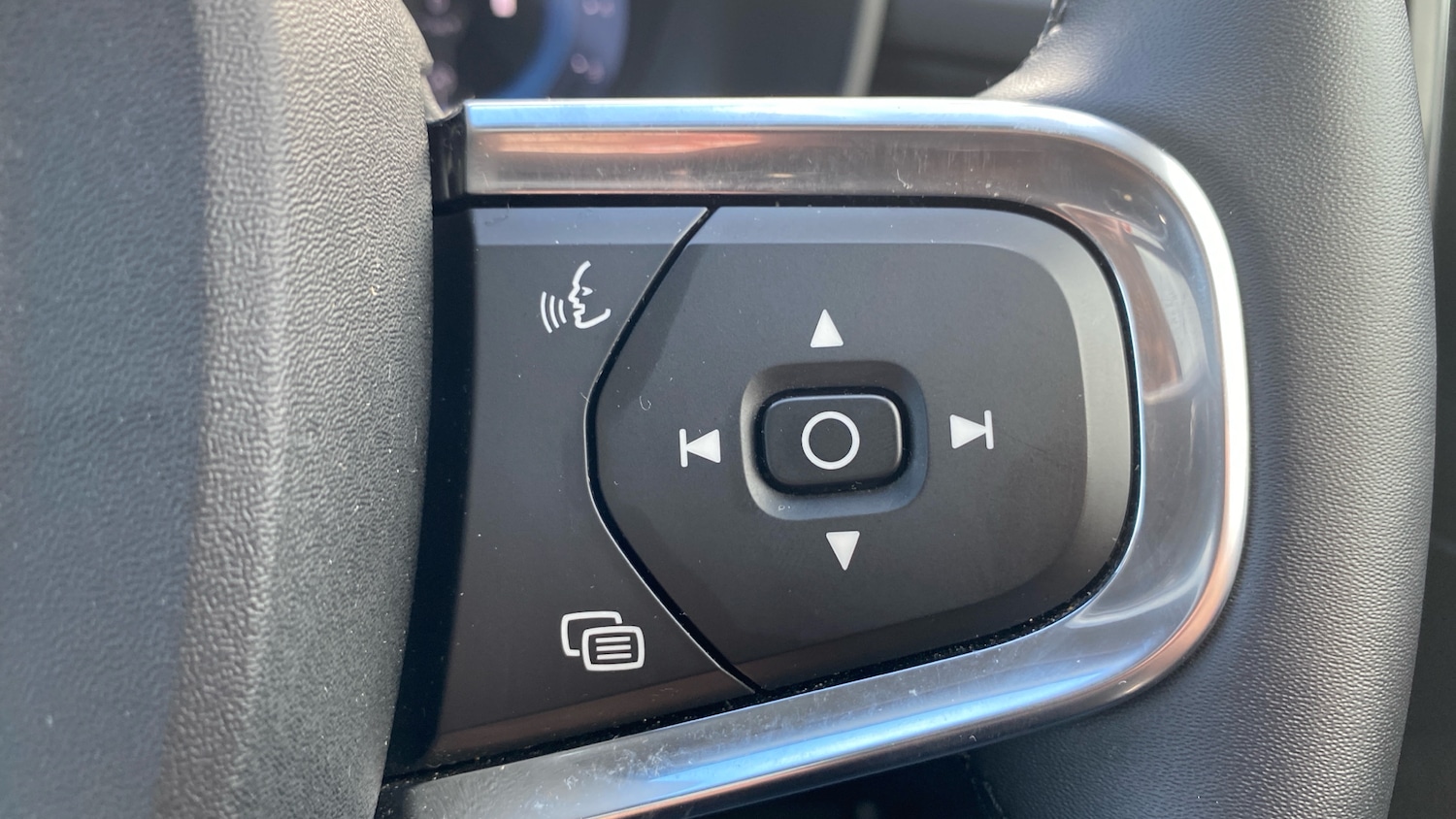 Used Volvo XC40 2024 for sale - 77568292: Photo 19