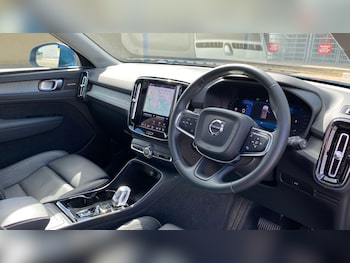 Used Volvo XC40 2025 for sale - 78510456: Photo