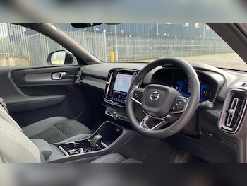 Used Volvo XC40 2022 for sale - 77803045: Photo