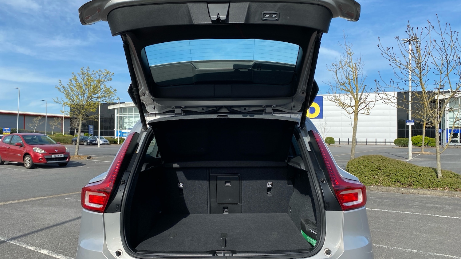 Used Volvo XC40 2023 for sale - 78150517: Photo 13