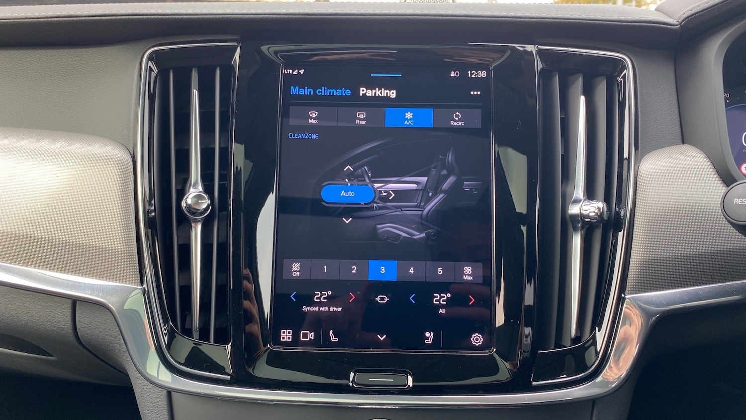 Used Volvo V90 2024 for sale - 77462331: Photo 31