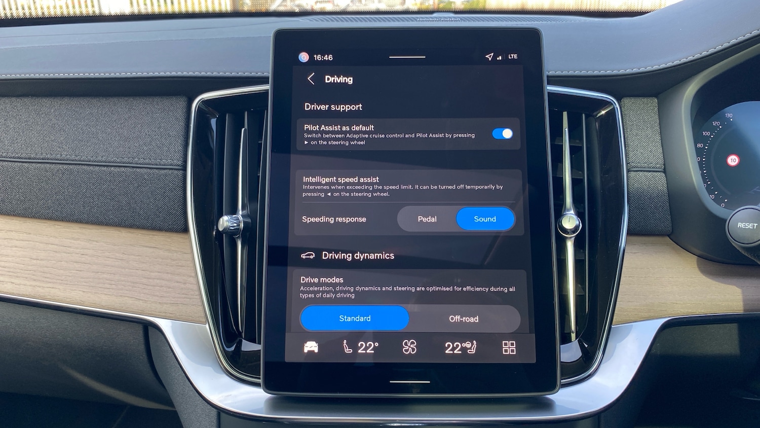 Used Volvo XC90 2025 for sale - 76818735: Photo 30