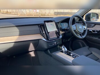 Used Volvo XC90 2025 for sale - 76818735: Photo