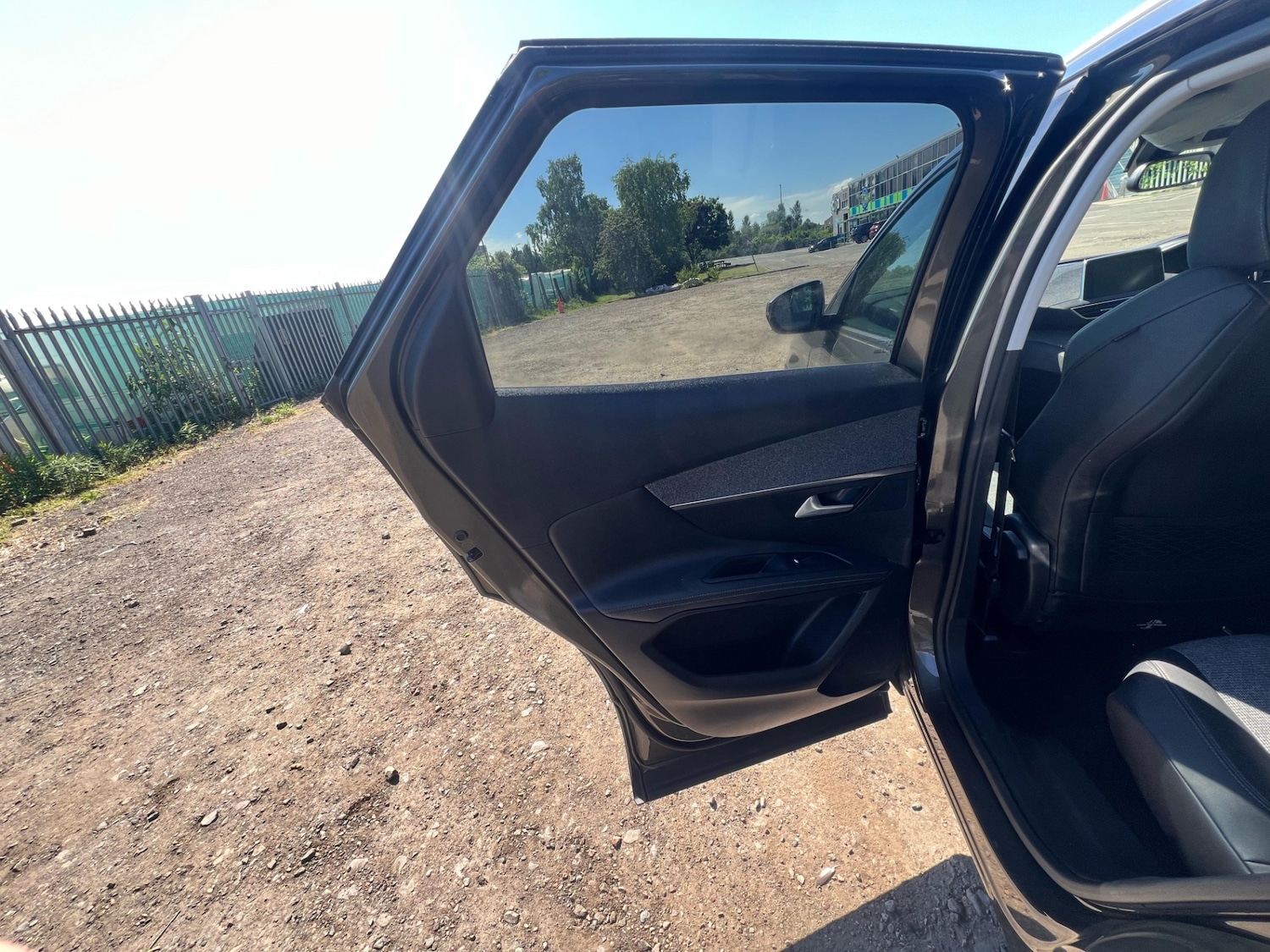 Used Peugeot 3008 2019 for sale - 76670081: Photo 24