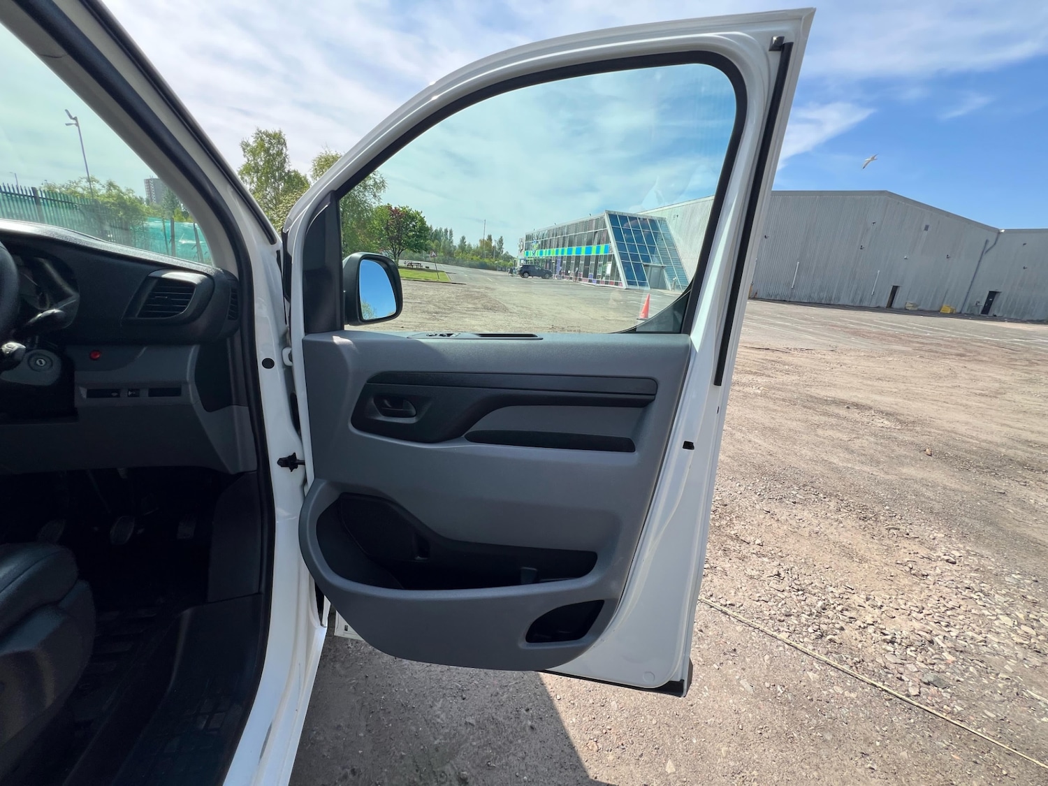 Used Peugeot Expert 2022 for sale - 76877335: Photo 21