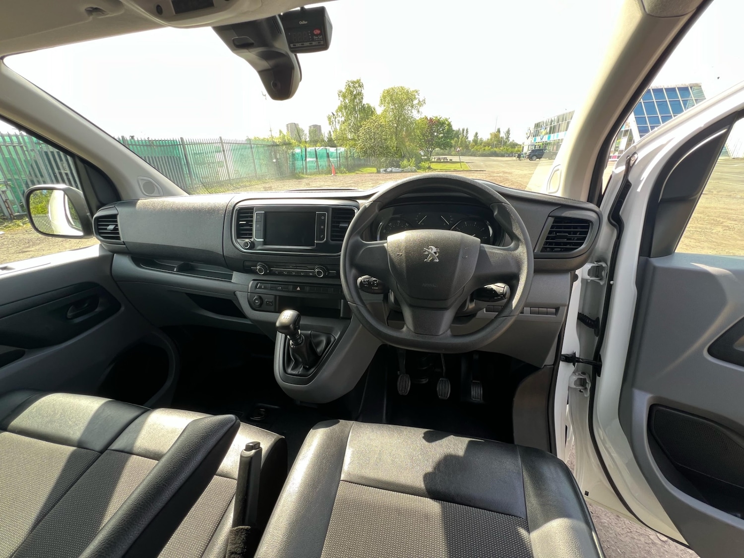 Used Peugeot Expert 2022 for sale - 76877335: Photo 23