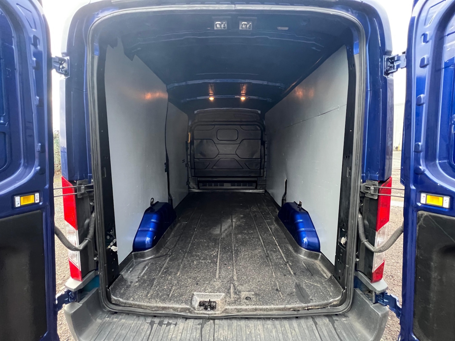 Used Ford Transit 2018 for sale - 75606532: Photo 11