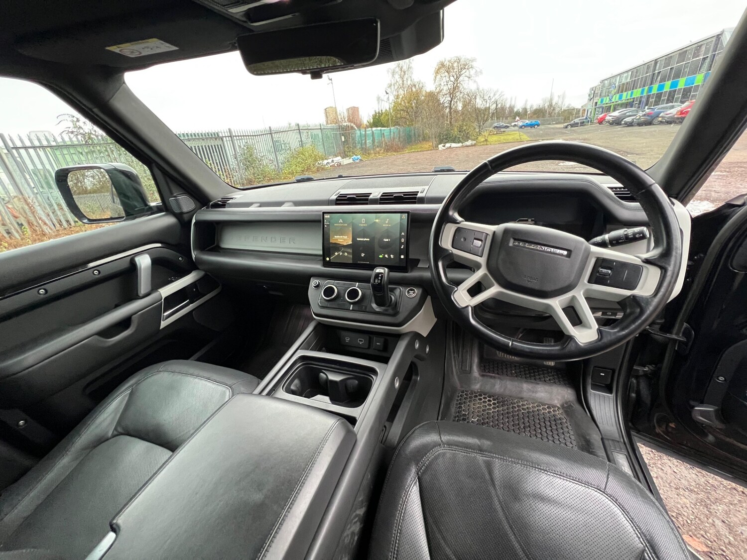 Used Land Rover Defender 2022 for sale - 76565029: Photo 13