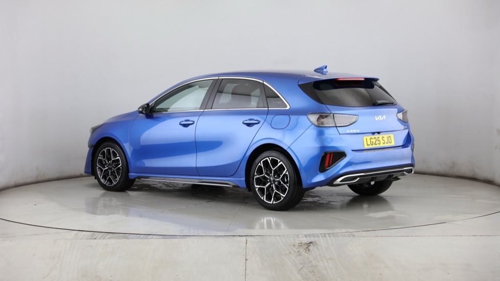 Used Kia Ceed 2025 for sale - 76834830: Photo 2