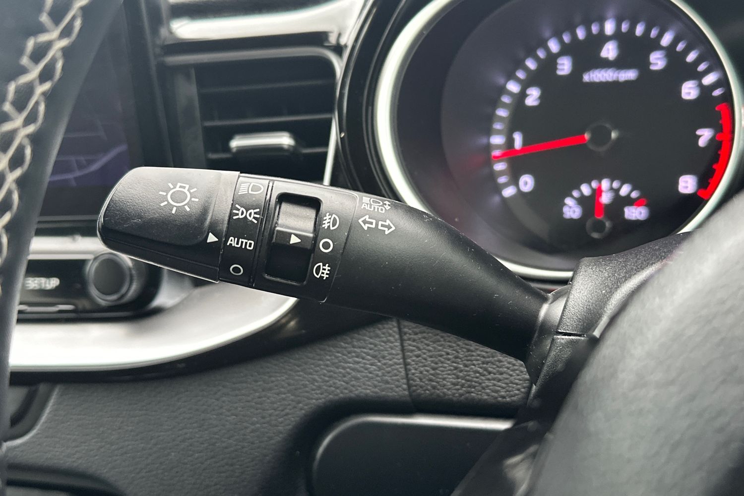 Used Kia XCeed 2024 for sale - 76870351: Photo 39