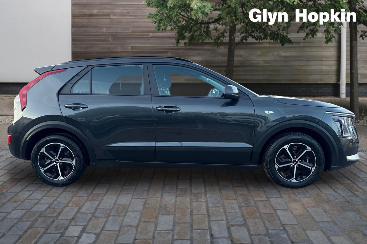 Used Kia Niro 2024 for sale - 78059663: Photo 2