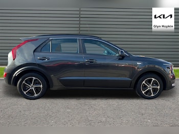 Used Kia Niro 2025 for sale - 76055632: Photo