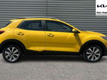 Used Kia Stonic 2022 for sale - 74897659: Photo