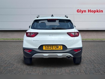 Used Kia Stonic 2025 for sale - 78936510: Photo