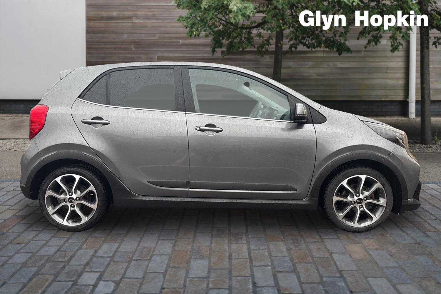 Used Kia Picanto 2021 for sale - 76872769: Photo 2