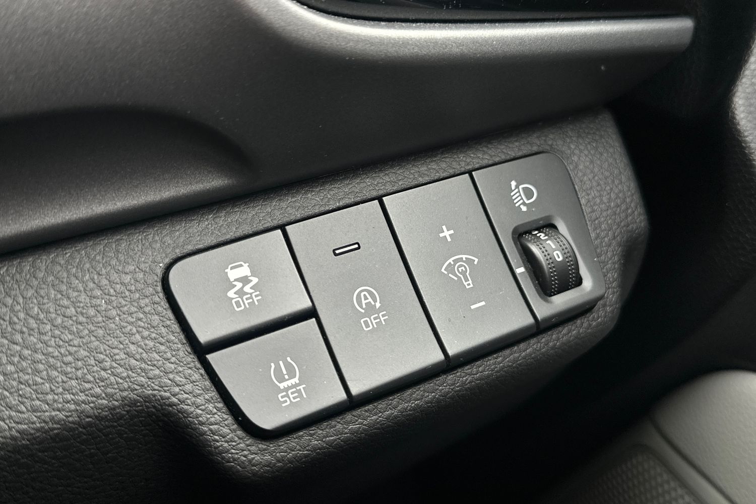 Used Kia Stonic 2022 for sale - 76079095: Photo 32