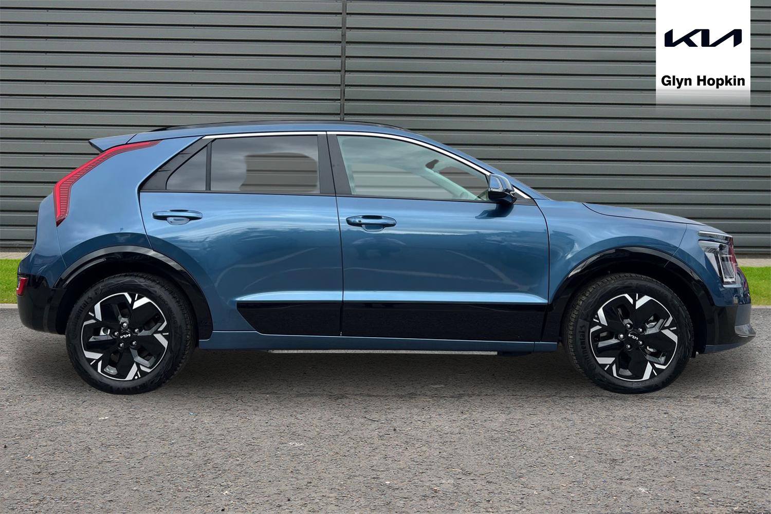 Used Kia Niro 2025 for sale - 76066895: Photo 2