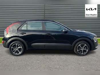 Used Kia Niro 2025 for sale - 76261639: Photo 2