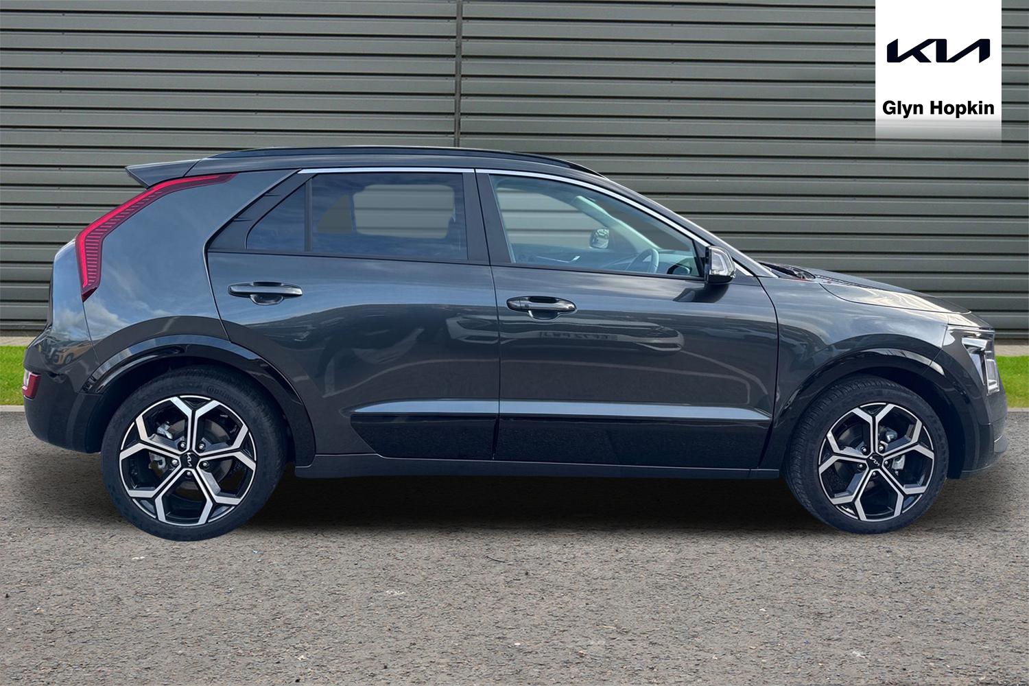 Used Kia Niro 2025 for sale - 76871712: Photo 2