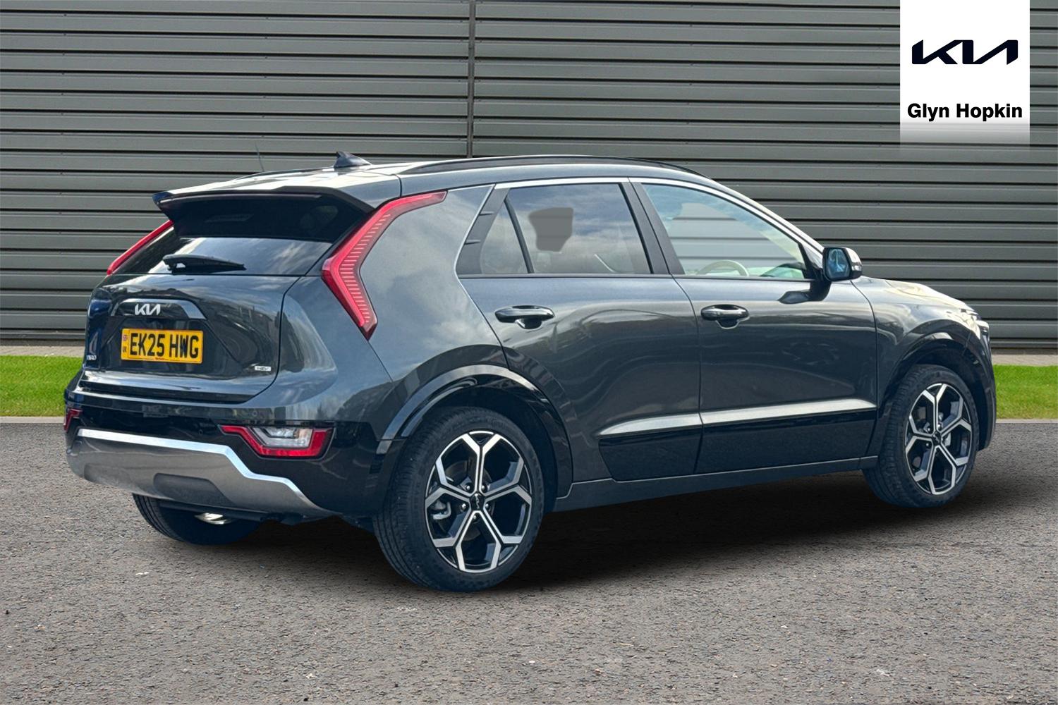 Used Kia Niro 2025 for sale - 76871712: Photo 3