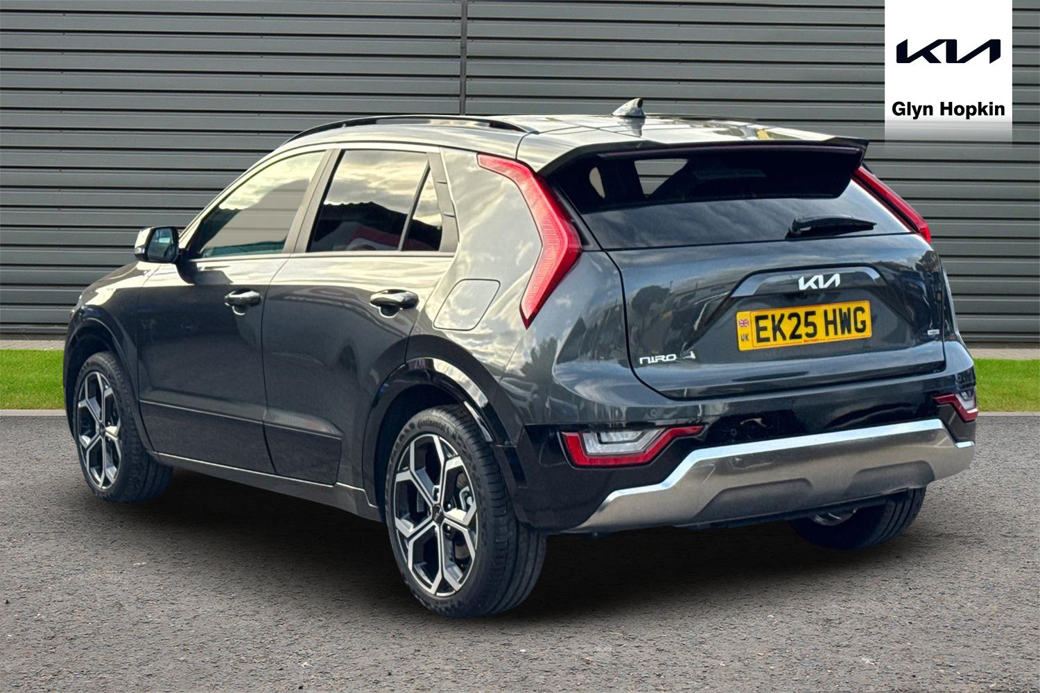 Used Kia Niro 2025 for sale - 76871712: Photo 5