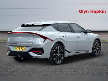 Used Kia EV6 2025 for sale - 77965248: Photo