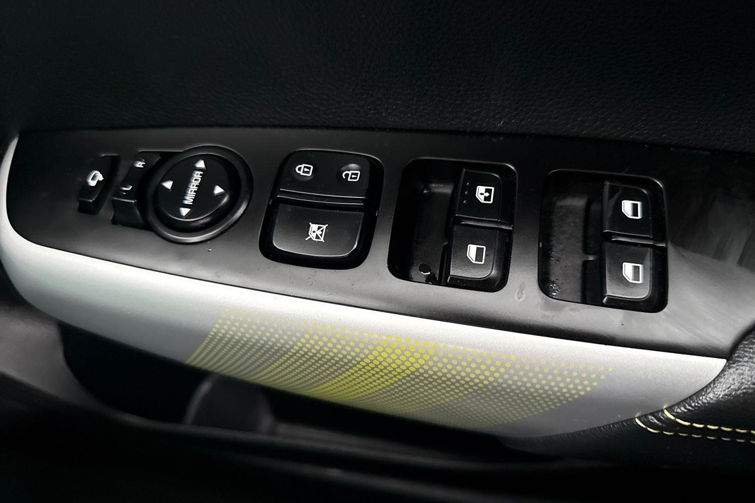 Used Kia Picanto 2023 for sale - 76874491: Photo 16