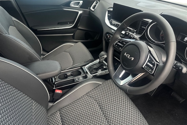 Used Kia Ceed 2025 for sale - 76044270: Photo 10