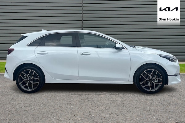 Used Kia Ceed 2025 for sale - 76044270: Photo 2