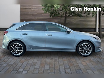 Used Kia Ceed 2022 for sale - 76350903: Photo