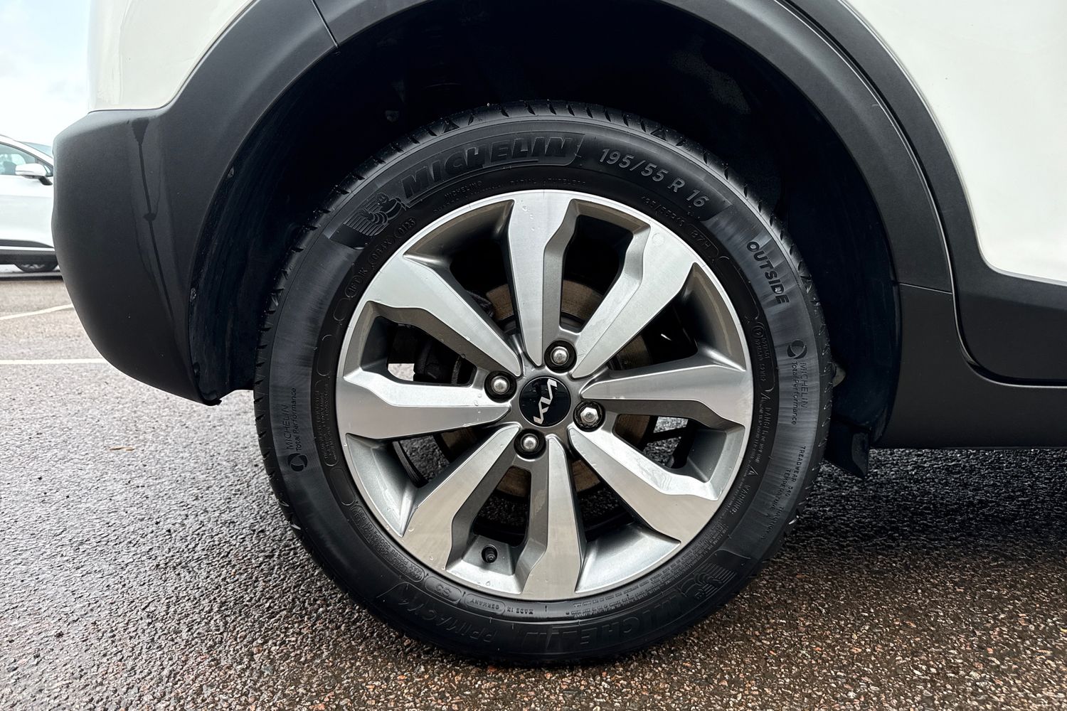 Used Kia Stonic 2023 for sale - 77389051: Photo 34