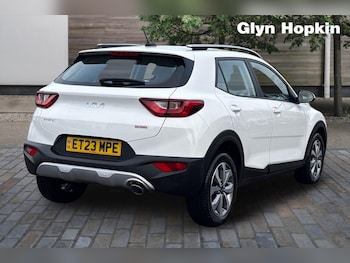 Used Kia Stonic 2023 for sale - 77389051: Photo