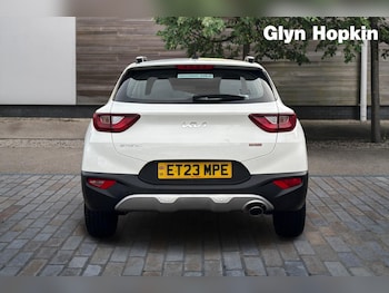 Used Kia Stonic 2023 for sale - 77389051: Photo