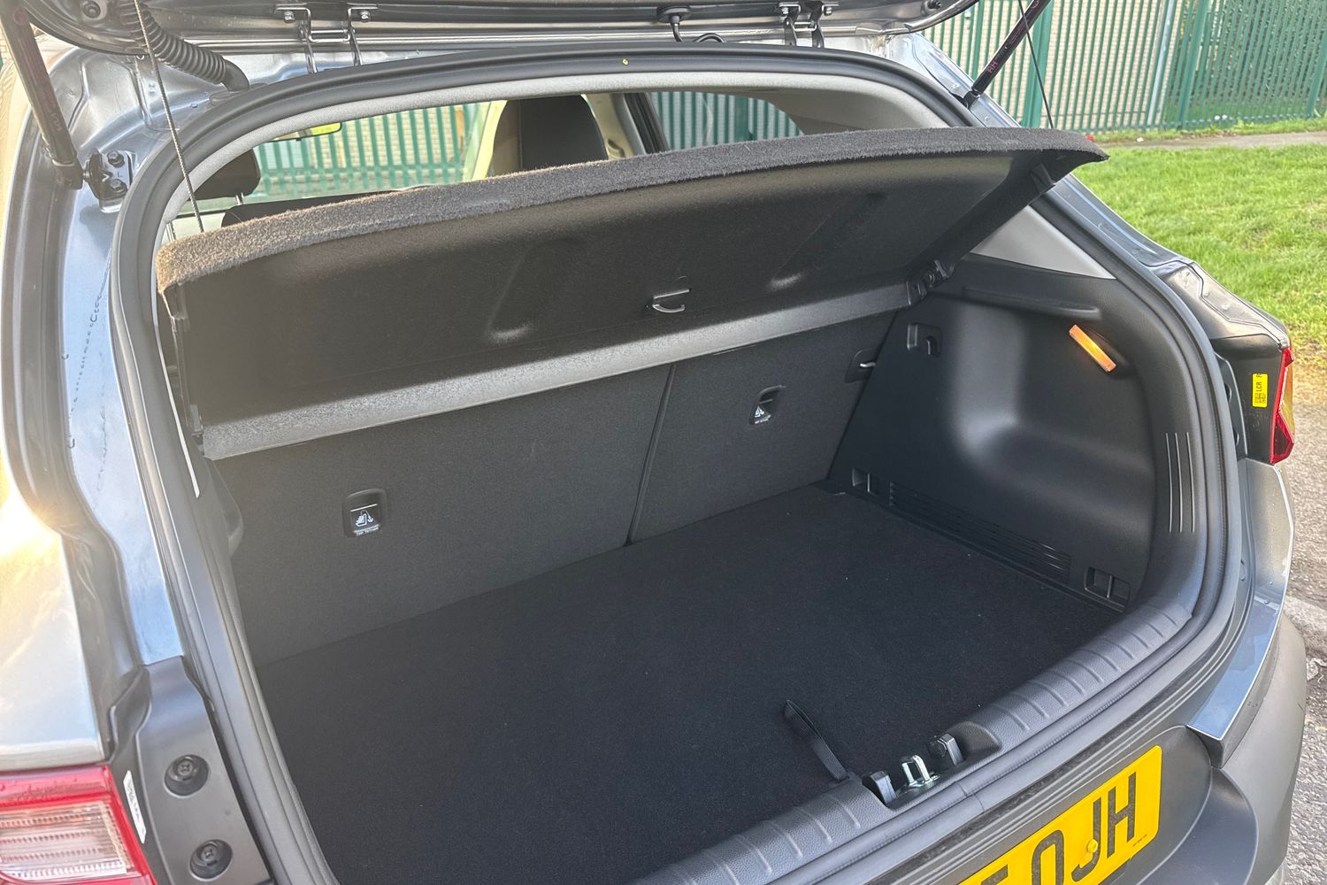 Used Kia Stonic 2025 for sale - 76999428: Photo 24