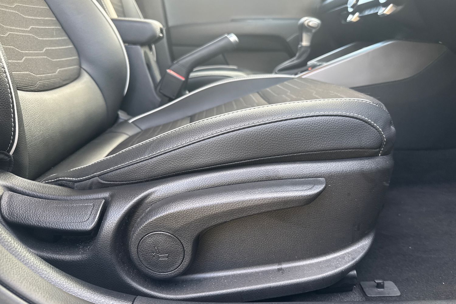 Used Kia Stonic 2025 for sale - 76999428: Photo 27