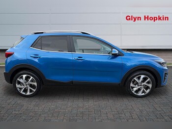 Used Kia Stonic 2023 for sale - 78049767: Photo