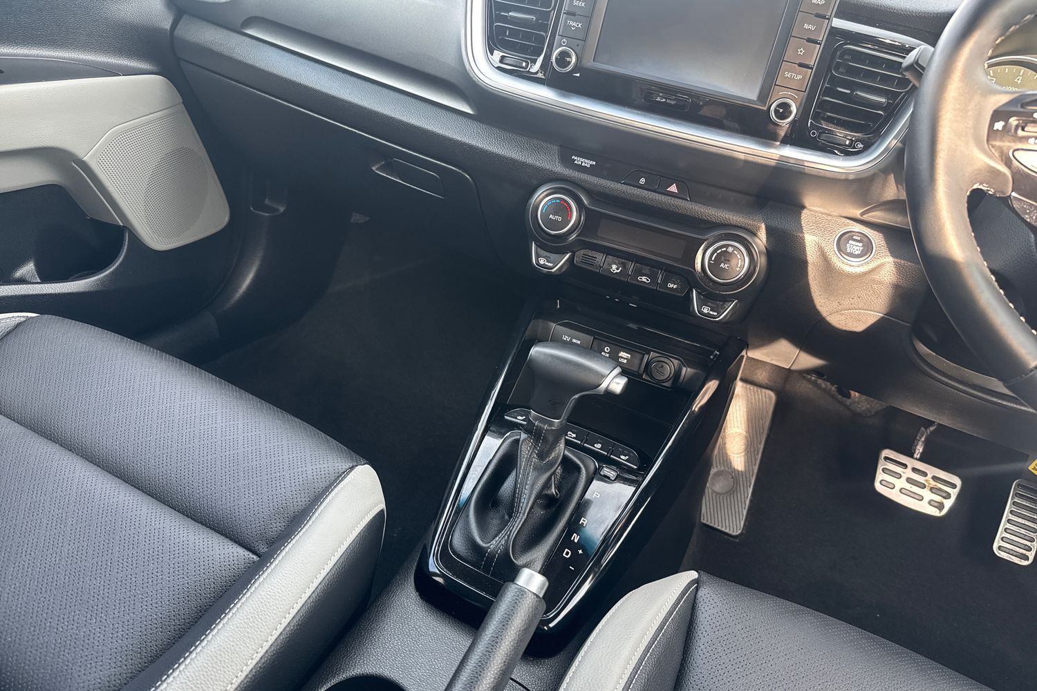 Used Kia Stonic 2020 for sale - 76003611: Photo 14