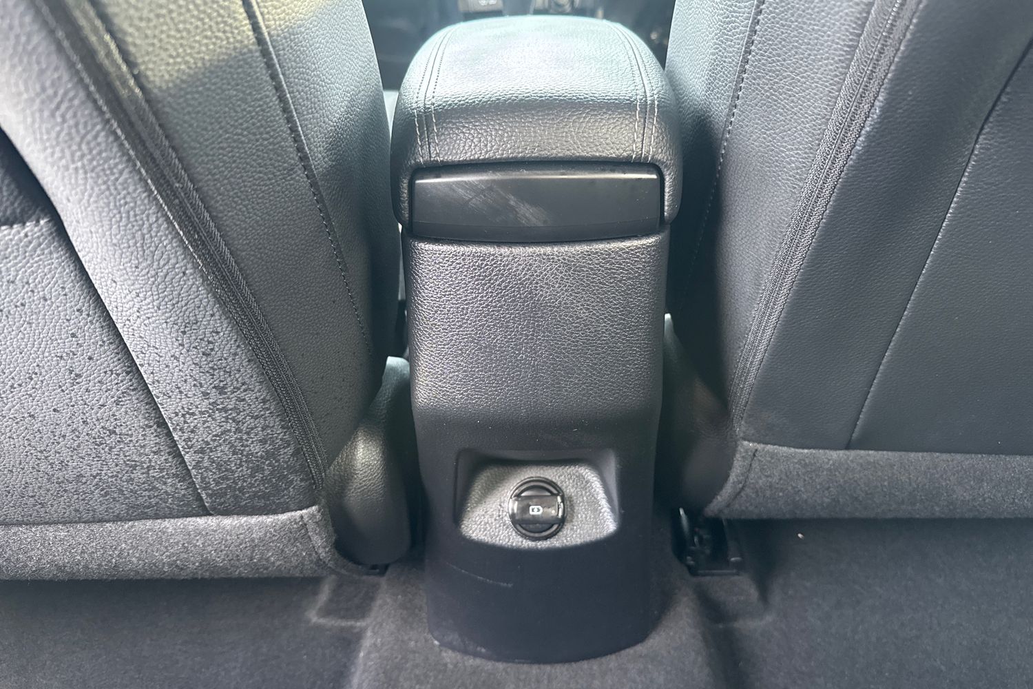 Used Kia Stonic 2020 for sale - 76003611: Photo 35