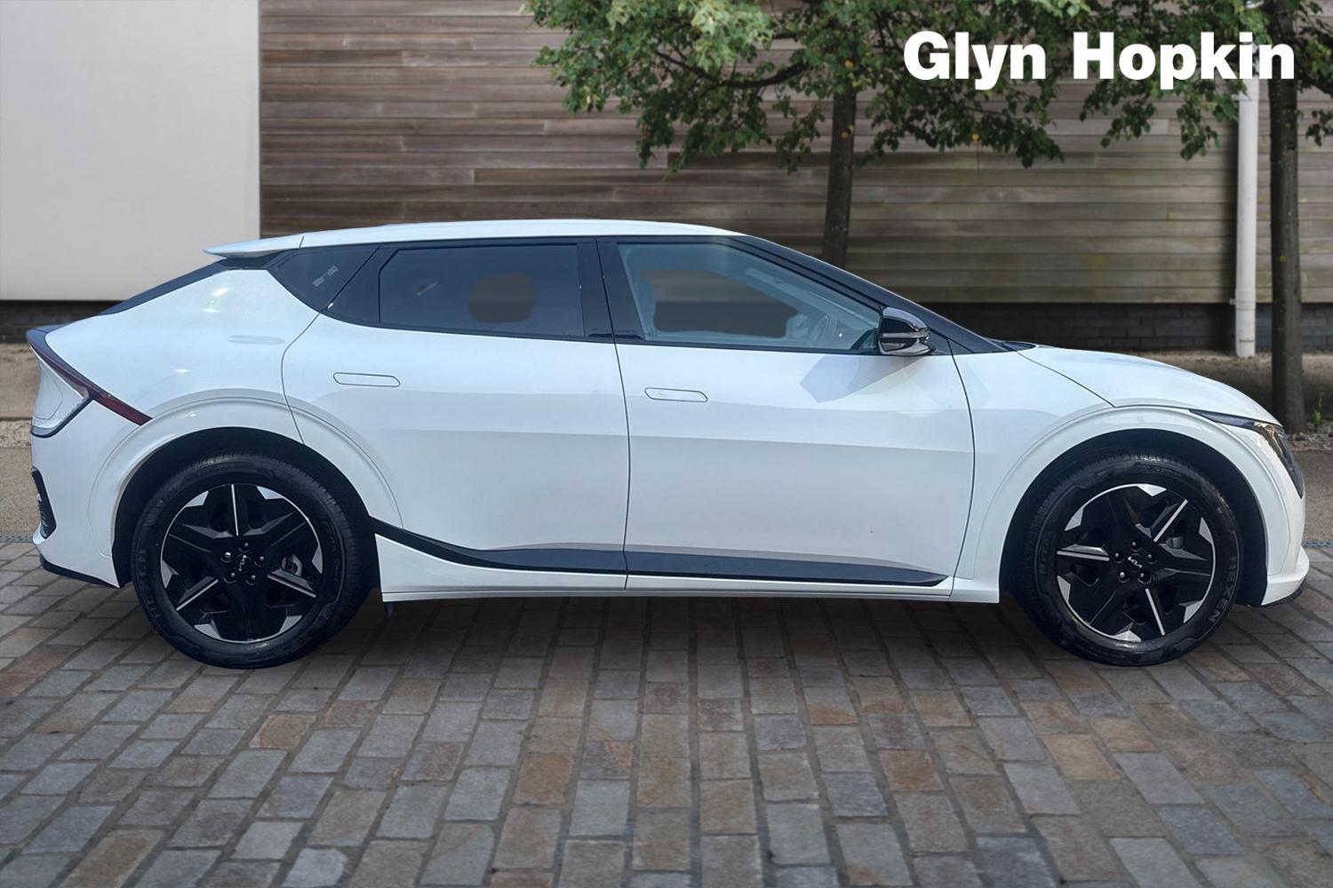 Used Kia EV6 2024 for sale - 77457848: Photo 2