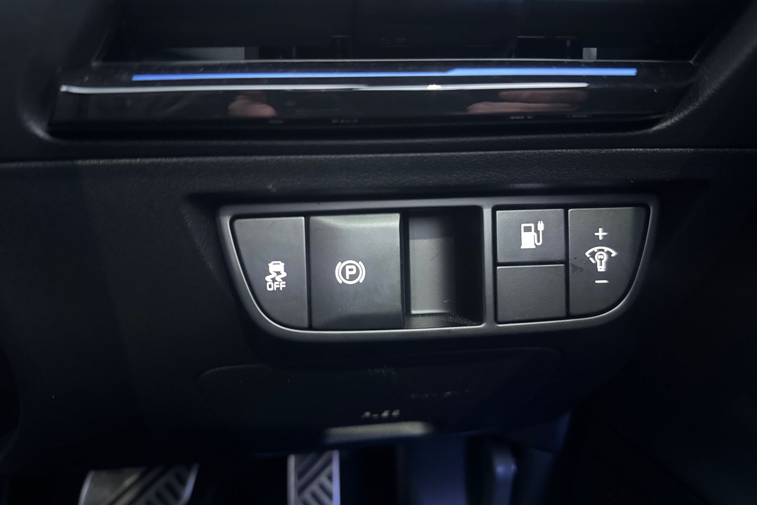 Used Kia EV6 2024 for sale - 77457848: Photo 30