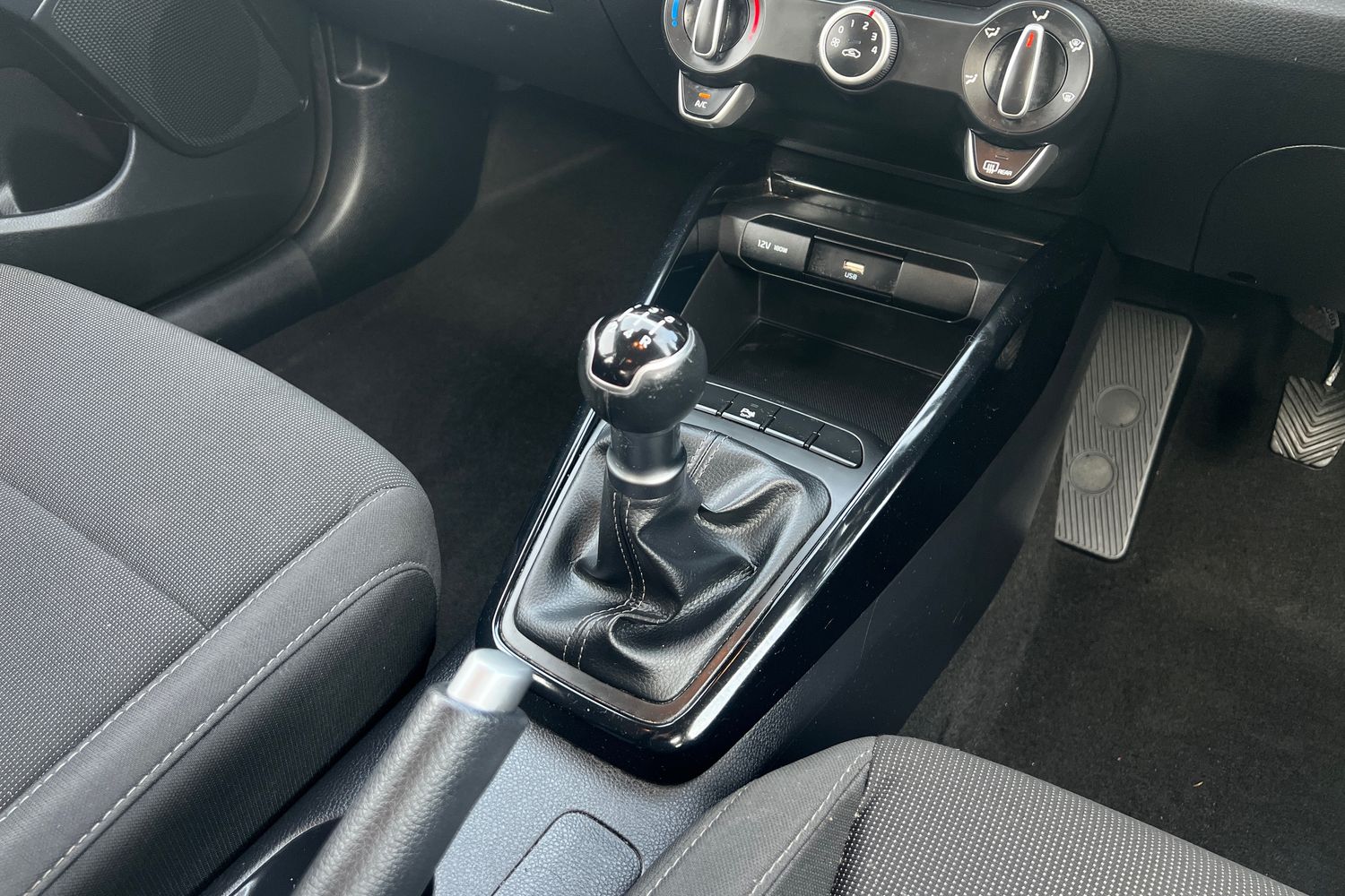 Used Kia Rio 2023 for sale - 76074389: Photo 14