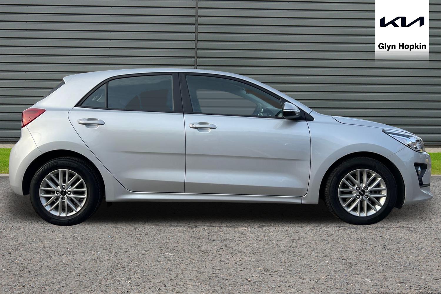 Used Kia Rio 2023 for sale - 76074389: Photo 2