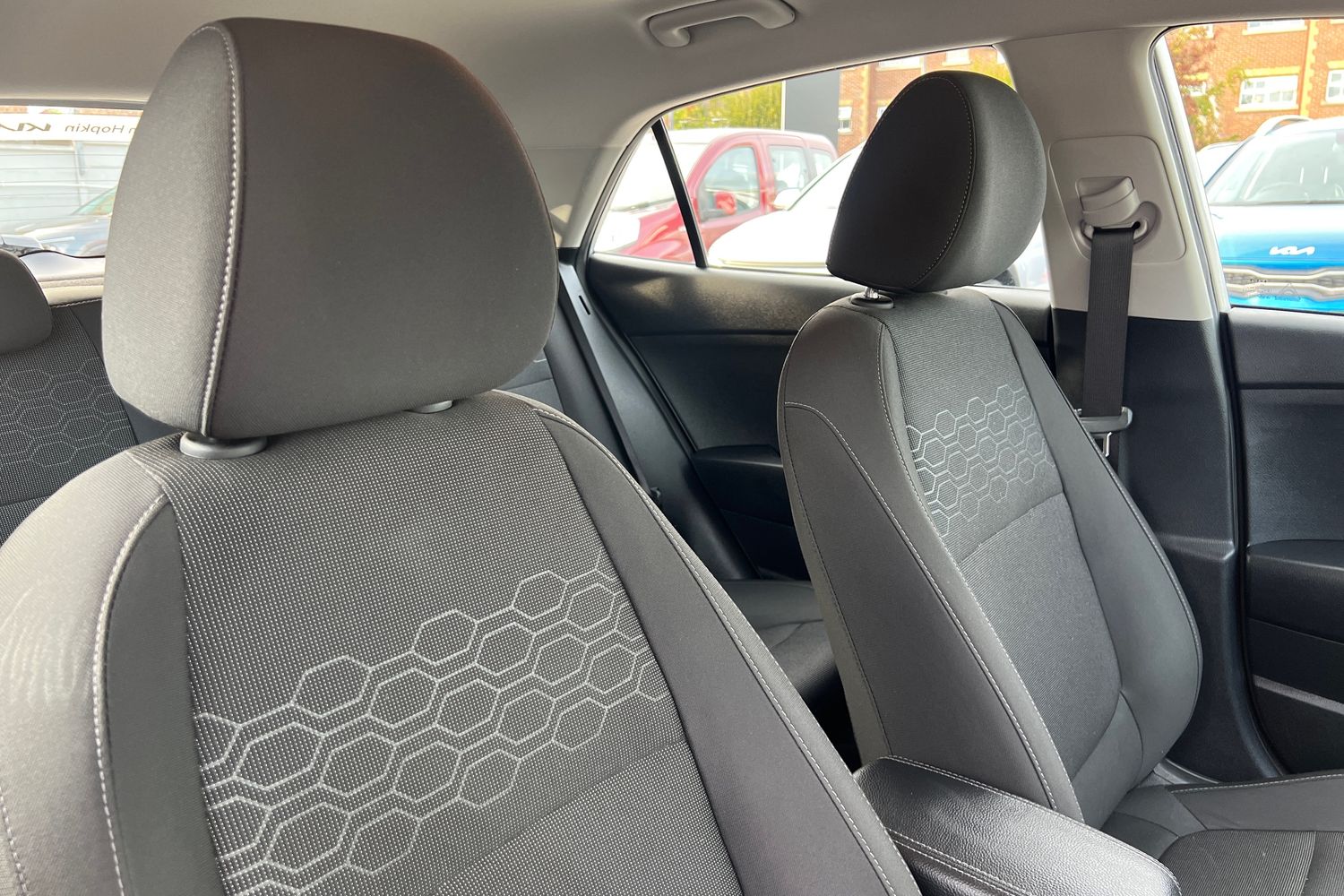Used Kia Rio 2023 for sale - 76074389: Photo 36