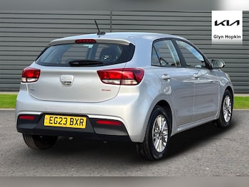 Used Kia Rio 2023 for sale - 76074389: Photo 3